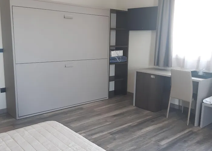 Il Saraceno מלון 3*